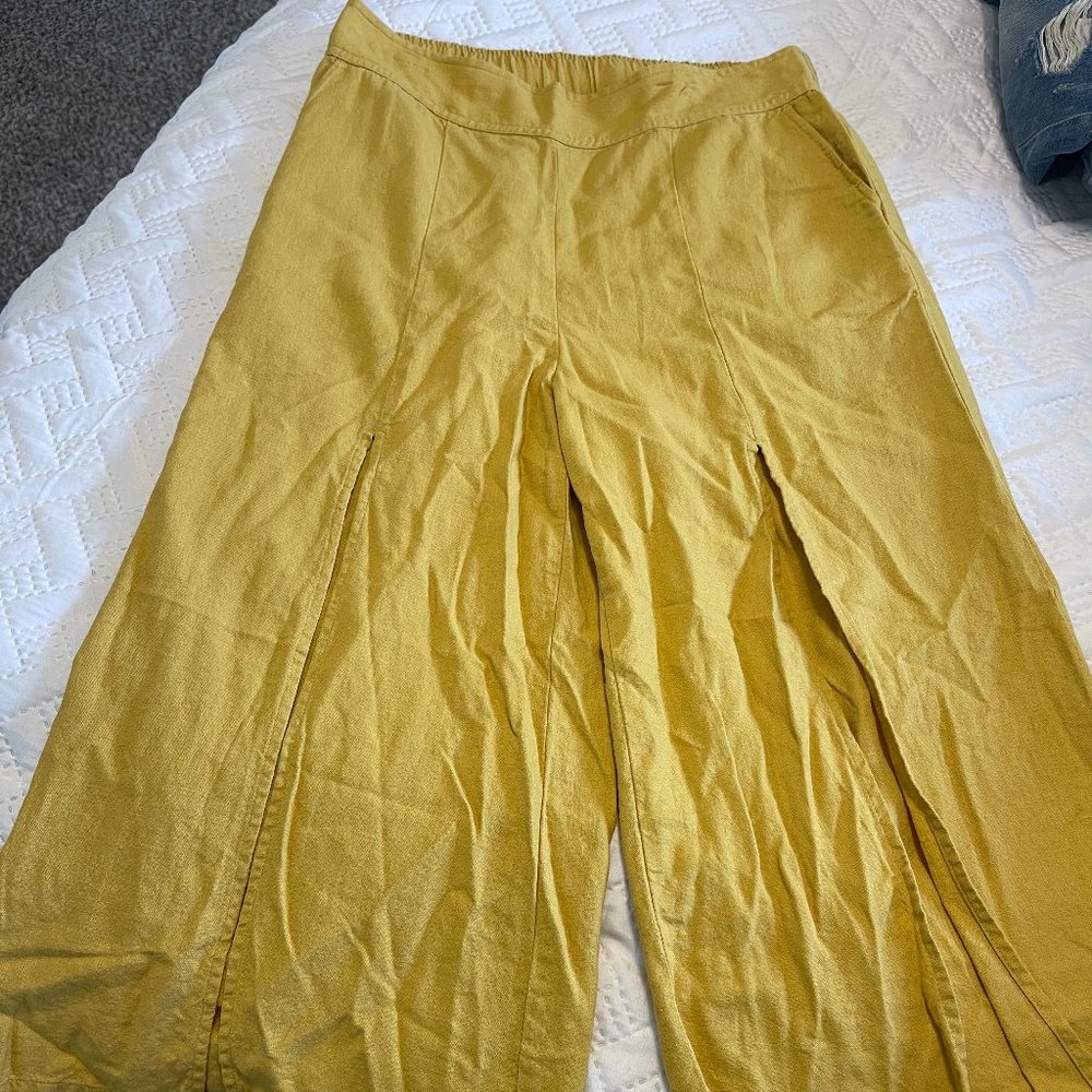 bp Cropped Middle-Slit Wide Leg Trouser - Size M